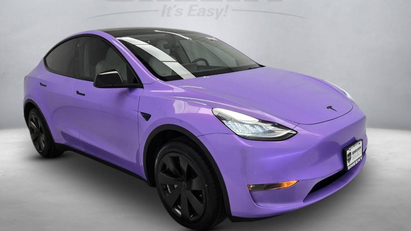 TESLA MODEL Y 2021 5YJYGDED8MF113686 image